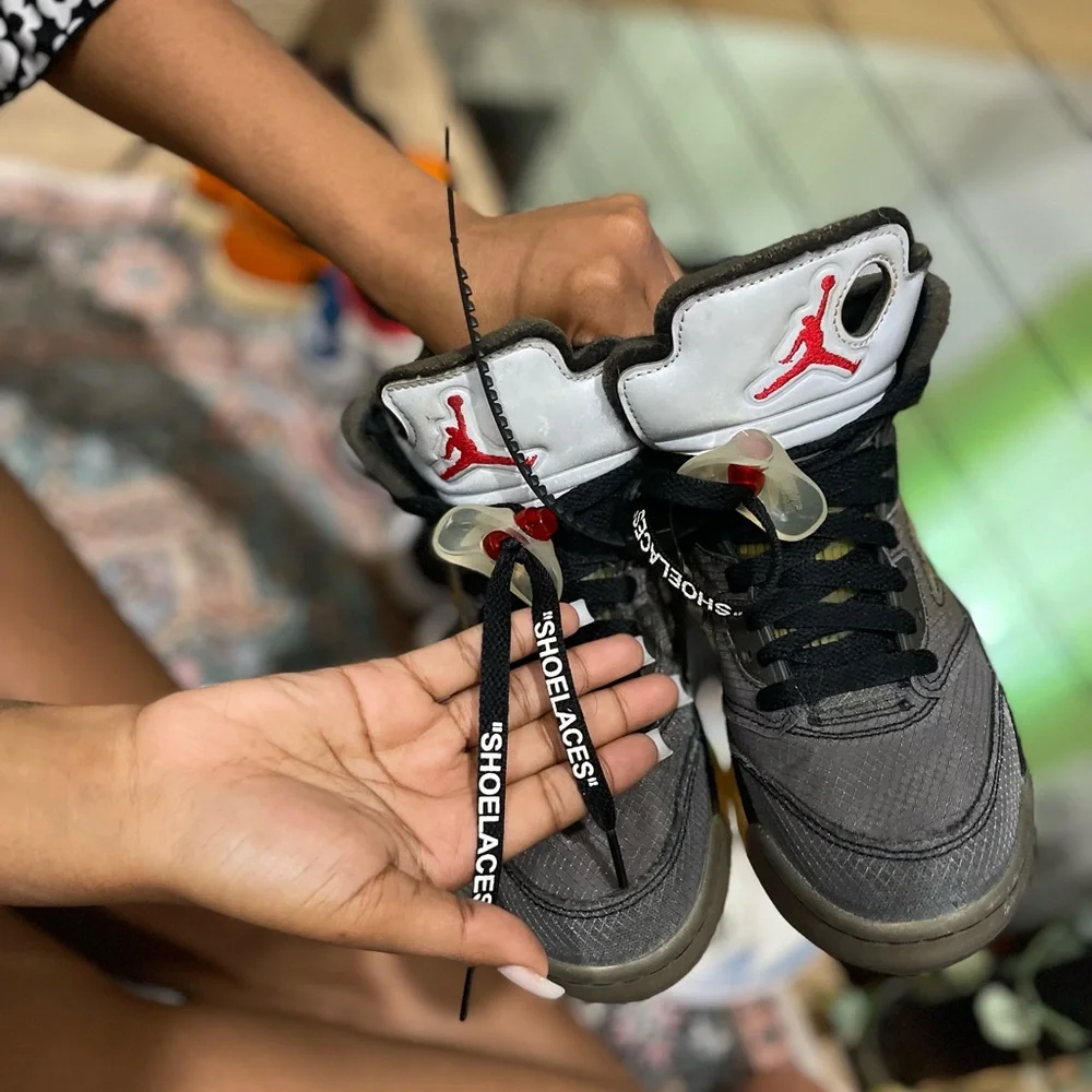 OFF WHITE x Jordans